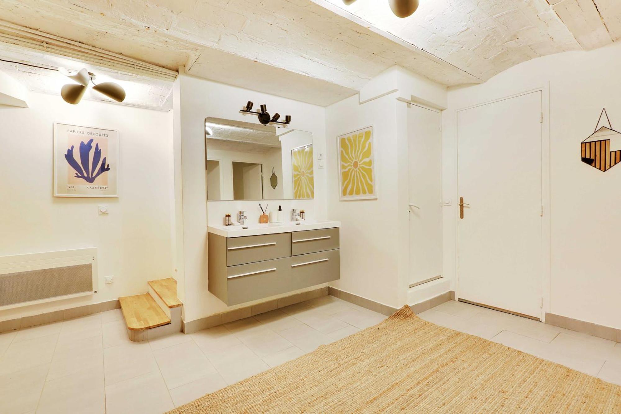 Spacious Apartment - 4Br-10P Montmartre Παρίσι Εξωτερικό φωτογραφία